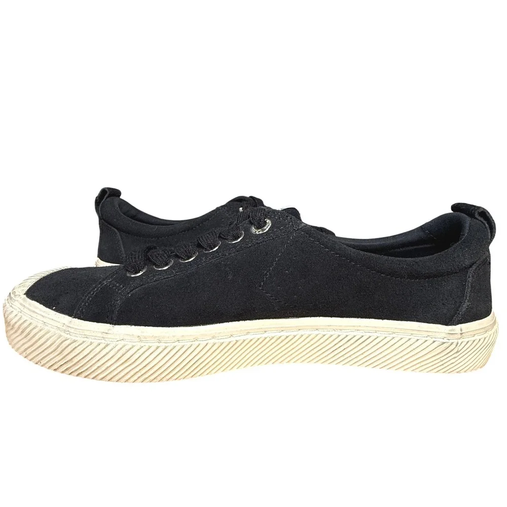 Cariuma‎ OCA Low Black Canvas Suede Sneakers Womens 9.5 Mens 8 100102B01M
